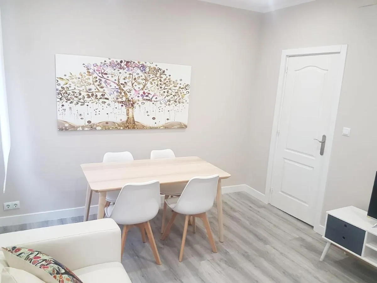 Bilbao Cozy Apartment With Free Wifi 0*,